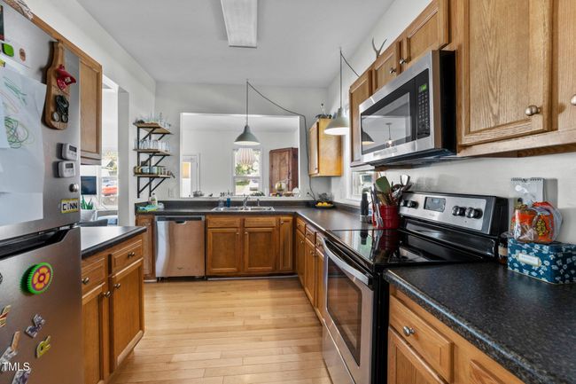 215 Haywood - 14 Interior | Image 15