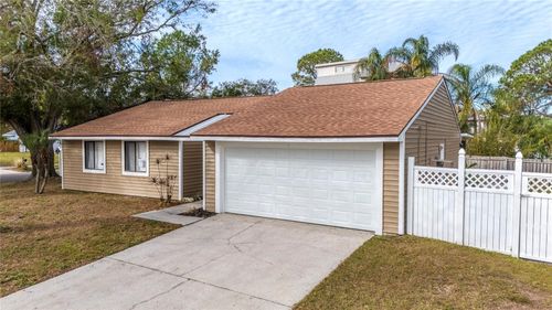 102 Shoreview Ln, OLDSMAR, FL, 34677-4106 | Card Image