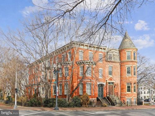 17 Logan Cir Nw, WASHINGTON, DC, 20005-3726 | Card Image