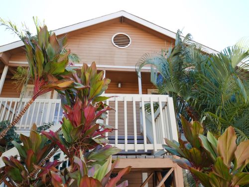 22-202-140 Uwapo Rd, Kihei, HI, 96753-7403 | Card Image