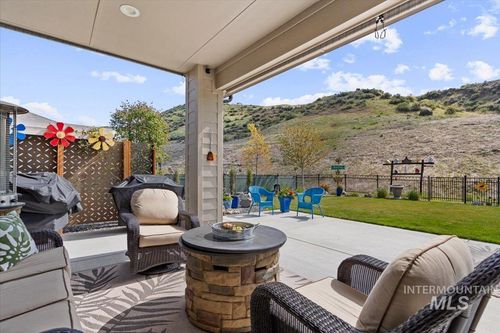 20306 N Shepherds Pie Way, Boise, ID, 83714-1915 | Card Image