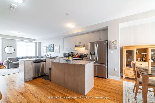 18 Moneypenny Pl, House attached with 4 bedrooms, 3 bathrooms and 1 parking in Vaughan ON | Image 17
