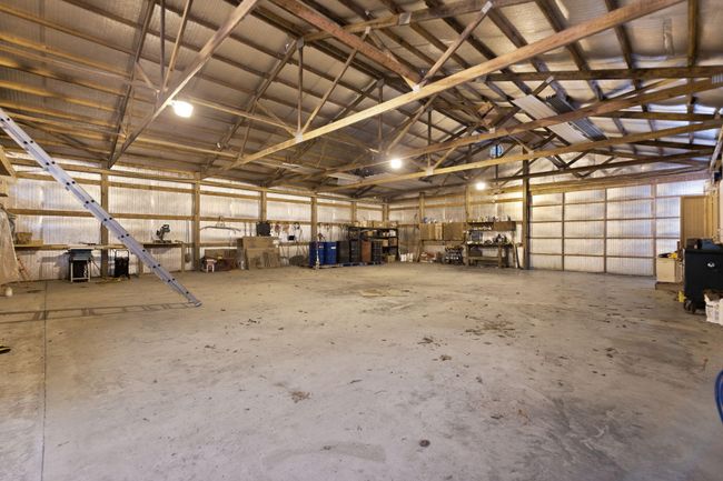 225 Hilltop Rd, Home with 3 bedrooms, 3 bathrooms and null parking in East Bernstadt KY | Image 55