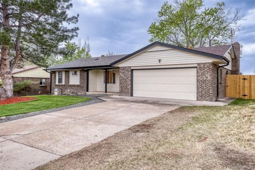 2123 S Olathe St, Aurora, CO, 80013-1218 | Card Image