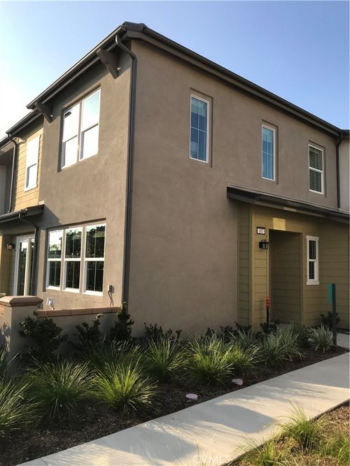 107-275 W Via Presido, Ontario, CA, 91762 | Card Image