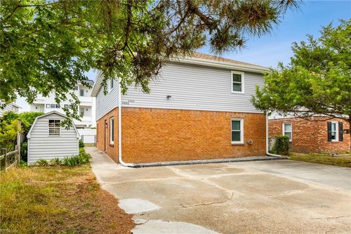 4404 Ocean View Ave, Virginia Beach, VA, 23455-1527 | Card Image