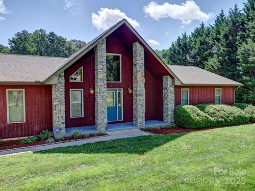 20 Brooks Cove Rd, Biltmore Lake, NC, 28715-9423 | Card Image