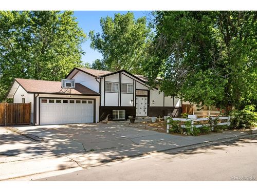 12147 E Hawaii Dr, Aurora, CO, 80012-5301 | Card Image