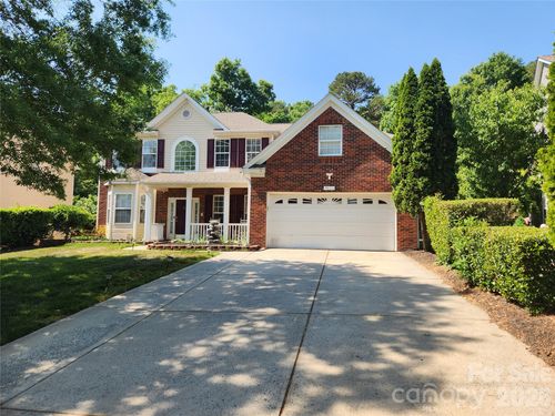 9022 Goldfields Dr, Charlotte, NC, 28227-2666 | Card Image