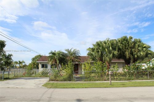 496 Sw 9th Ave, Florida City, FL, 33034-4624 | Card Image