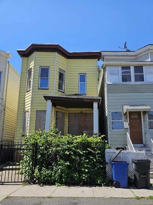 146 S 13th Ave, Mount Vernon, NY, 10550-2875 | Card Image