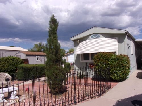 11250 E State Route 69, Dewey-Humboldt, AZ, 86327-4409 | Card Image