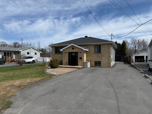 2169 Pitt St, Cornwall, ON, K6K1A1 | Card Image