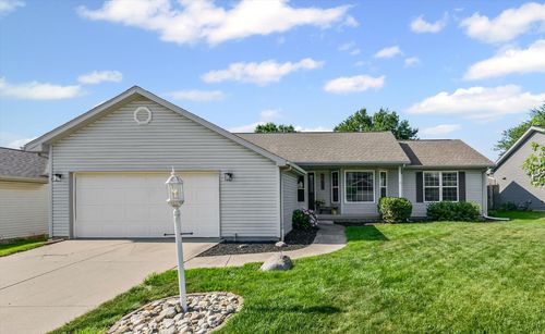1811 Autumn Rdg, Urbana, IL, 61802-7082 | Card Image