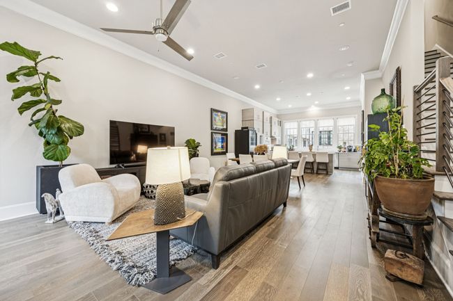 14932 Oak St, Townhouse with 3 bedrooms, 4 bathrooms and null parking in Addison TX | Image 6