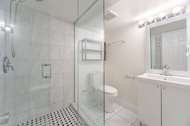 3050 Lenester Dr, House other with 6 bedrooms, 3 bathrooms and 3 parking in Mississauga ON | Image 30