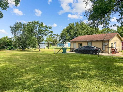 1210 Georgia Ave, Orange, TX, 77630-7230 | Card Image
