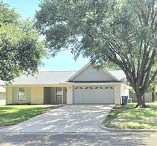 703 Aspen Incline Dr, Hewitt, TX, 76643-3646 | Card Image