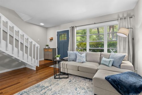 b-1101 Kumukumu St, Honolulu, HI, 96825-2636 | Card Image