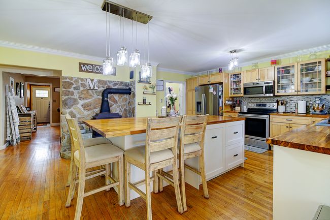 63 Parent Hill Rd, House other with 4 bedrooms, 3 bathrooms and 4 parking in Moosup CT | Image 6