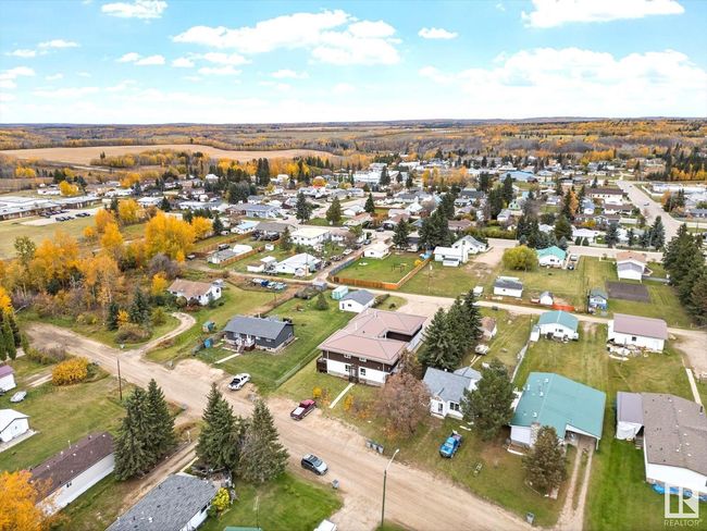 4812 45 Ave, Home with 10 bedrooms, 2 bathrooms and null parking in Evansburg AB | Image 67