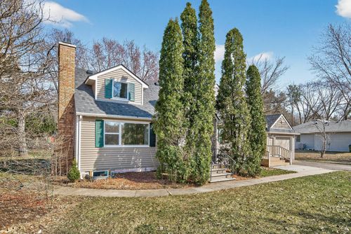 8893 Griggs Ave, Circle Pines, MN, 55014-3731 | Card Image