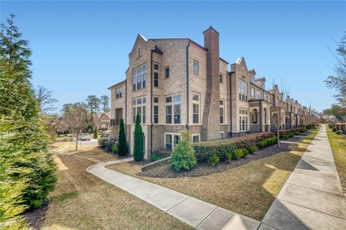2381 Brissett Ln, Brookhaven, GA, 30319-0200 | Card Image