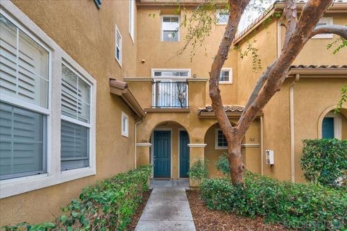 762 Castaway Cv, San Diego, CA, 92154-5835 | Card Image