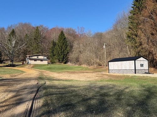 S7165 Lake Rd, Hillpoint, WI, 53937-9501 | Card Image