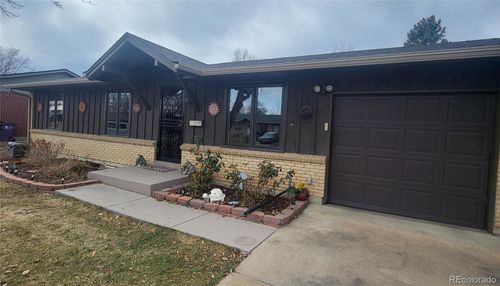 1375 S Newport St, Denver, CO, 80224-2015 | Card Image