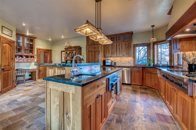 2291 Meridian Rd, House other with 5 bedrooms, 3 bathrooms and null parking in Victor MT | Image 26
