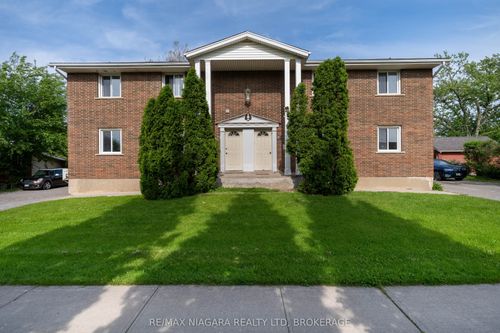 293-295 Glenridge Ave, St Catharines, ON, L2T3K5 | Card Image