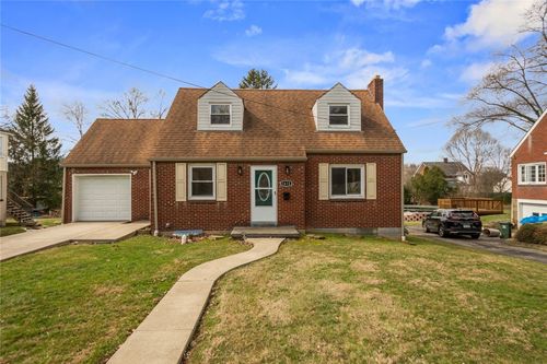 1616 California Ave, White Oak, PA, 15131-2104 | Card Image