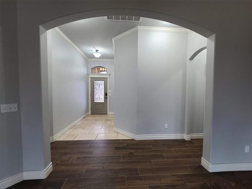 4800 Hambletonian Lane, Mustang, OK, 73064 | Card Image