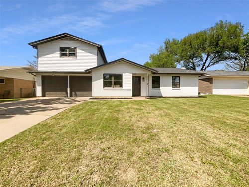 612 Pauline St, Euless, TX, 76040-5119 | Card Image