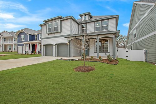 1605 Katharina Ave, Aubrey, TX, 76227-4304 | Card Image