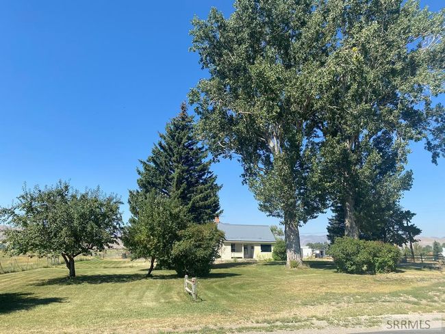2651 Challis Creek Road, Home with 4 bedrooms, 2 bathrooms and 3 parking in Challis ID | Image 57