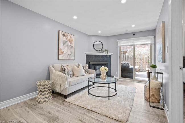 7 - 955 King Rd, Townhouse with 2 bedrooms, 3 bathrooms and 2 parking in Burlington ON | Image 31