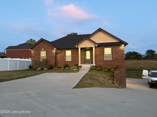 103 Bay Ct, Bardstown, KY, 40004-2348 | Card Image