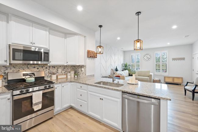 43 - 10124 American Pharoah Ln, Townhouse with 3 bedrooms, 3 bathrooms and null parking in LAUREL MD | Image 11