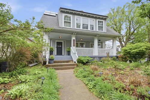 6583 Quinpool Rd, Halifax, NS, B3L1B6 | Card Image