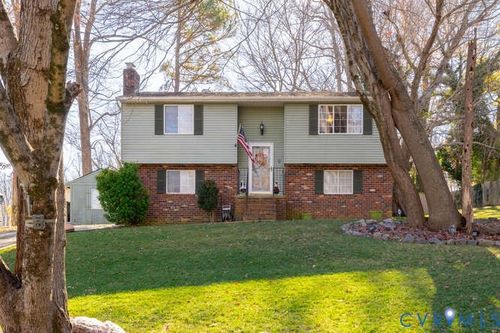 1329 Wadsworth Dr, North Chesterfield, VA, 23236-4412 | Card Image