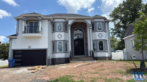 29 S Columbus Ave, Fords, NJ, 08863-2201 | Card Image