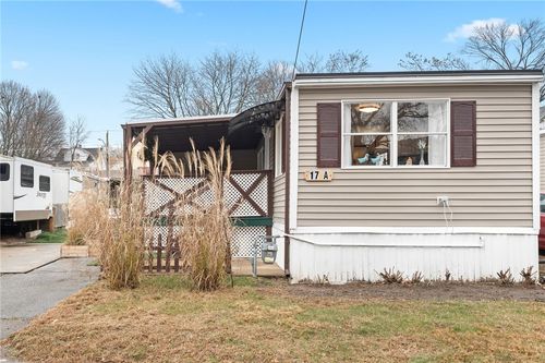 17 Stephanie Dr, Pawtucket, RI, 02860-5432 | Card Image