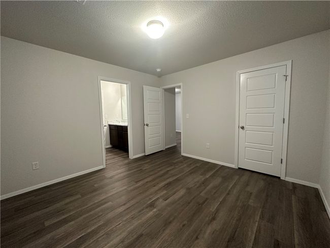 Move in Ready! Actual photo! | Image 16