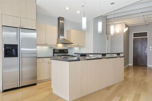 219-805 Peachtree St Ne, Atlanta, GA, 30308-6012 | Card Image
