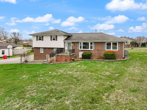 37 Skylark Dr, Corbin, KY, 40701-6522 | Card Image
