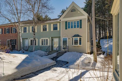 521 Fox Hollow Dr, Hudson, NH, 03051-4860 | Card Image