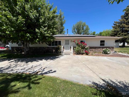 3073 Vickie Ln, Twin Falls, ID, 83301-7525 | Card Image