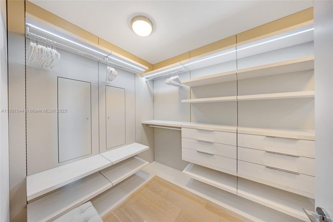 UNIT-305 - 10201 Collins Ave, Condo with 2 bedrooms, 3 bathrooms and null parking in Bal Harbour FL | Image 31